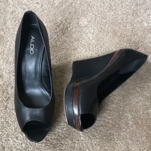 Aldo Duchane wedge peep-toe heels